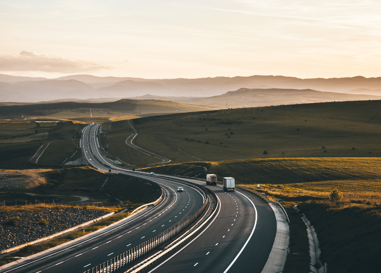 A Practical Checklist for Driving Long Distances in Spring